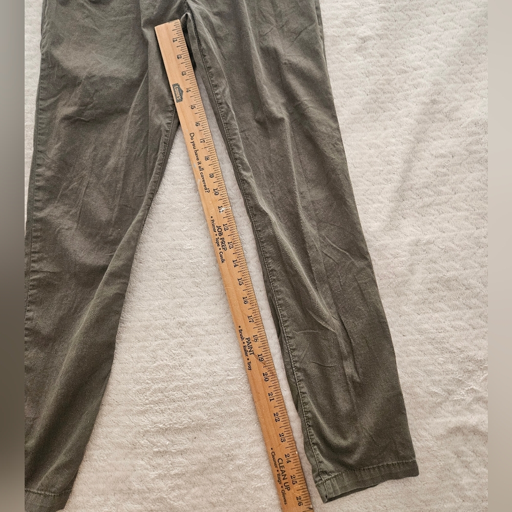 Olive Green Pleated Pants - Picture 4 of 8